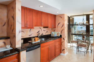 3200 S Ocean Blvd b 303, Palm Beach, FL 33480, Sold 08/15/22