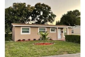 1410 7th St, West Palm Beach, FL 33401, Sold 03/30/22