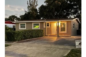 1410 7th St, West Palm Beach, FL 33401, Sold 03/30/22
