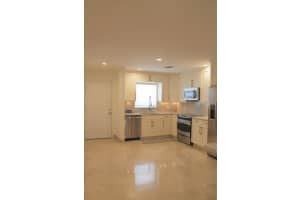 236 Castlewood Dr APT 303, North Palm Beach, FL 33408, Sold 04/25/22