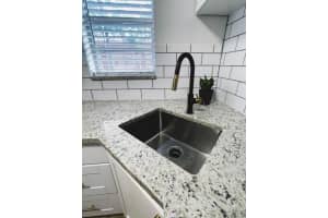 1965 SW Palm City Rd 33 d, Stuart, FL 34994, Sold 03/22/22