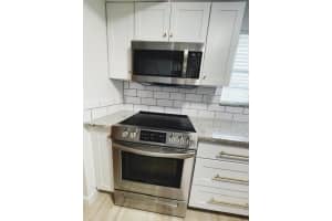 1965 SW Palm City Rd 33 d, Stuart, FL 34994, Sold 03/22/22