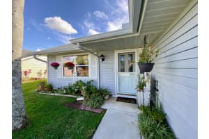 3872 SE Canvasback Pl, Stuart, FL 34997, Sold 04/20/22