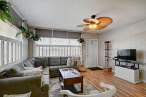 3280 Cynthia Ln APT 208, Lake Worth, FL 33461, Sold 04/27/22
