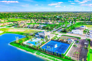 1322 Whitcombe Dr, Royal Palm Beach, FL 33411, Sold 06/17/22