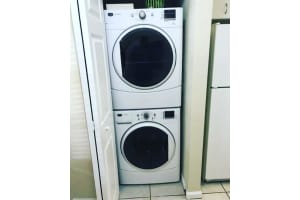 792 Summit Lake Dr, West Palm Beach, FL 33406, Sold 05/17/22