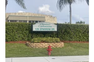 126 Sparrow Dr #15b, Royal Palm Beach, FL 33411, Sold 04/22/22