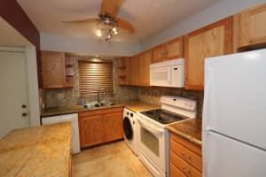 126 Sparrow Dr #15b, Royal Palm Beach, FL 33411, Sold 04/22/22