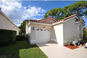 170 Woodlake Cir, Greenacres, FL 33463, Sold 03/31/22