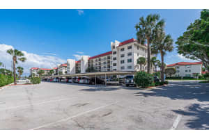 7030 Half Moon Cir APT 515, Hypoluxo, FL 33462, Sold 04/22/22