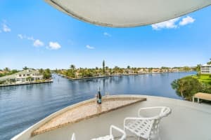 2200 S Ocean Blvd APT 401, Delray Beach, FL 33483, Sold 04/21/22