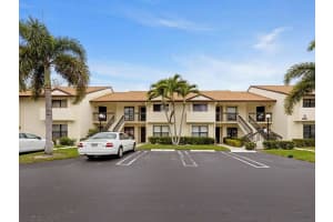 3326 Lucerne Park Dr, Greenacres, FL 33467, Sold 04/18/22