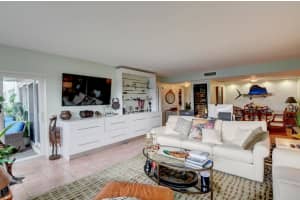 1000 Lowry St #4d, Delray Beach, FL 33483, Sold 05/26/22