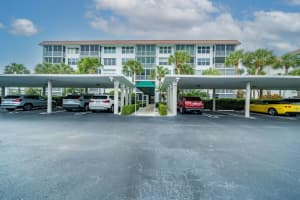 930 Dogwood Dr APT 256, Delray Beach, FL 33483, Sold 04/21/22