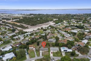 2317 NE 16th Ct, Jensen Beach, FL 34957, Sold 05/06/22