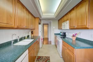 356 Golfview Rd APT 806, North Palm Beach, FL 33408, Sold 04/07/22