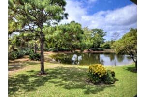 8323 SE Croft Cir Apt N-6, Hobe Sound, FL 33455, Sold 04/06/22