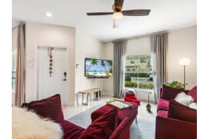 140 Monterey Bay Dr, Boynton Beach, FL 33426, Sold 04/14/22