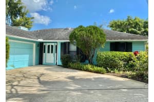 296 13th Ave, Vero Beach, FL 32962, Sold 05/06/22