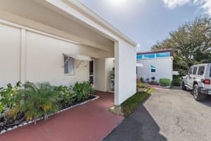 2671 Boundbrook Blvd Apt 125, West Palm Beach, FL 33406, Sold 04/18/22