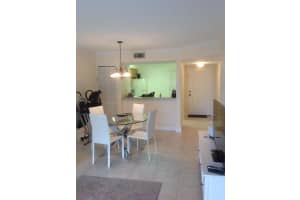 1105 Lake Shore Dr APT 103, West Palm Beach, FL 33403, Sold 06/03/22