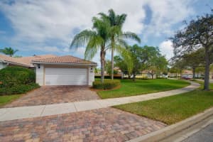 4988 Corsica Square, Vero Beach, FL 32967, Sold 04/25/22