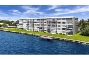 60 Yacht Club Dr APT 201, North Palm Beach, FL 33408, Sold 04/06/22