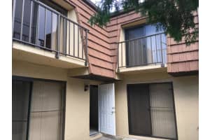 1458 N Lawnwood Cir APT 27C, Fort Pierce, FL 34950, Sold 05/20/22