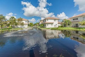 508 7th Square SW APT 102, Vero Beach, FL 32962, Sold 04/07/22