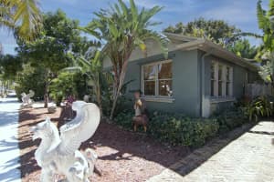 712 Park Pl, West Palm Beach, FL 33401, Sold 04/27/22