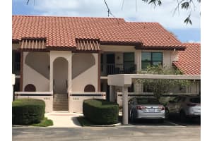 6061 SE Martinique Dr Apt 202, Stuart, FL 34997, Sold 04/05/22