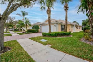 9014 SE Hawks Nest Ct, Hobe Sound, FL 33455, Sold 04/08/22