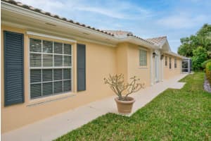 9014 SE Hawks Nest Ct, Hobe Sound, FL 33455, Sold 04/08/22