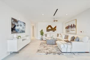 200 SE Mizner Blvd #812, Boca Raton, FL 33432, Sold 06/29/22