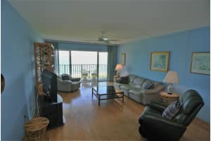 801 Lake Shore Dr APT 205, West Palm Beach, FL 33403, Sold 05/27/22