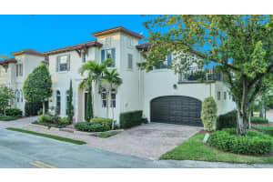 123 Via Palma Ln, Boca Raton, FL 33487, Sold 04/21/22