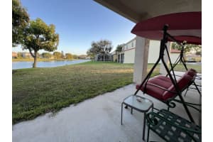 129 Seminole Lakes Dr, Royal Palm Beach, FL 33411, Sold 04/15/22