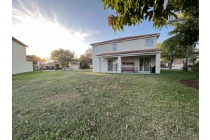 129 Seminole Lakes Dr, Royal Palm Beach, FL 33411, Sold 04/15/22