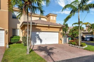 5584 NW 112th Pl, Doral, FL 33178, Sold 04/25/22