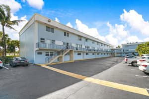 505 NE 20th Ave APT 212, Deerfield Beach, FL 33441, Sold 04/22/22