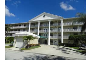 3515 Village Blvd APT 204, West Palm Beach, FL 33409, Sold 09/22/22
