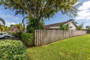 1036 E Lakes Dr, Pompano Beach, FL 33064, Sold 05/23/22