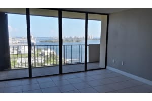 5600 N Flagler Dr APT 2107, West Palm Beach, FL 33407, Sold 05/04/22