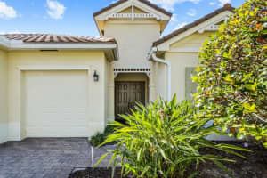 151 Palm Beach Plantation Blvd, Royal Palm Beach, FL 33411, Sold 05/27/22