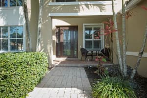 6806 Finamore Cir, Lake Worth, FL 33467, Sold 04/27/22