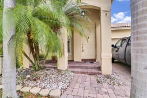 5284 Sancerre Cir, Lake Worth, FL 33463, Sold 04/29/22