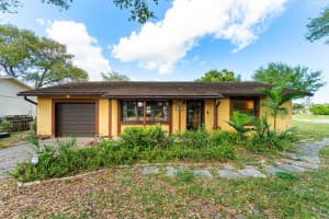 9849 Spanish Isles Dr, Boca Raton, FL 33496, Sold 08/26/22
