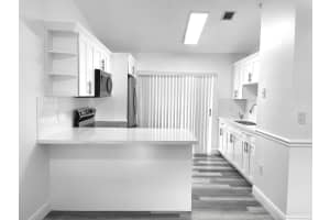 7838 W 29th Ln Apt 202-21, Hialeah, FL 33018, Sold 04/29/22