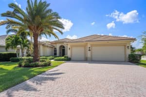 7186 SW Quiet River Ct, Stuart, FL 34997, Sold 08/08/22