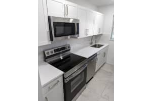 360 High Point Blvd c, Delray Beach, FL 33445, Sold 08/31/22